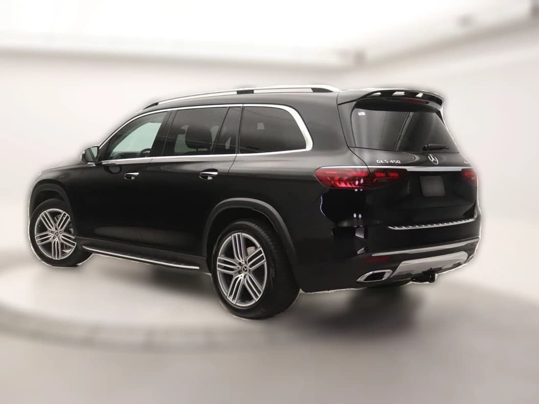 Mercedes-Benz GLS GLS 450 4MATIC SUV 2026 — side view