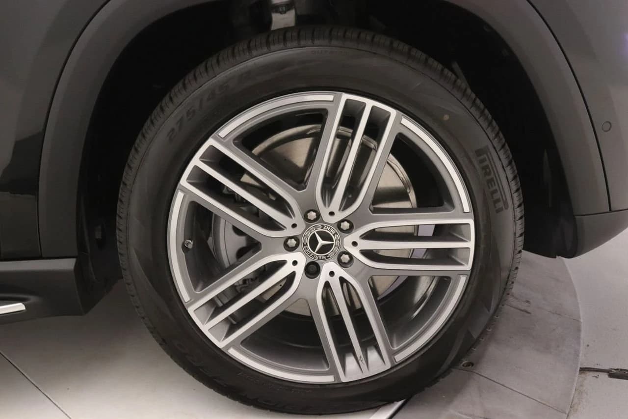 Mercedes-Benz GLS GLS 450 4MATIC SUV 2026 — side view