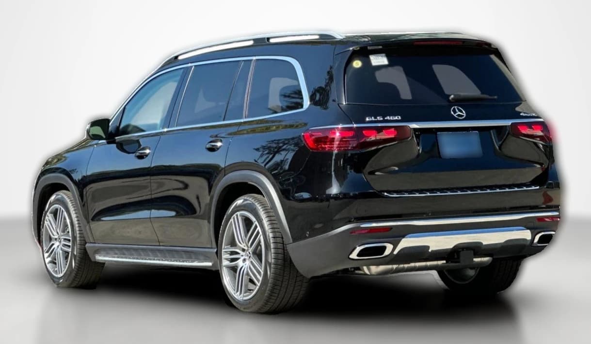 Mercedes-Benz GLS GLS 450 4MATIC SUV 2026 — side view