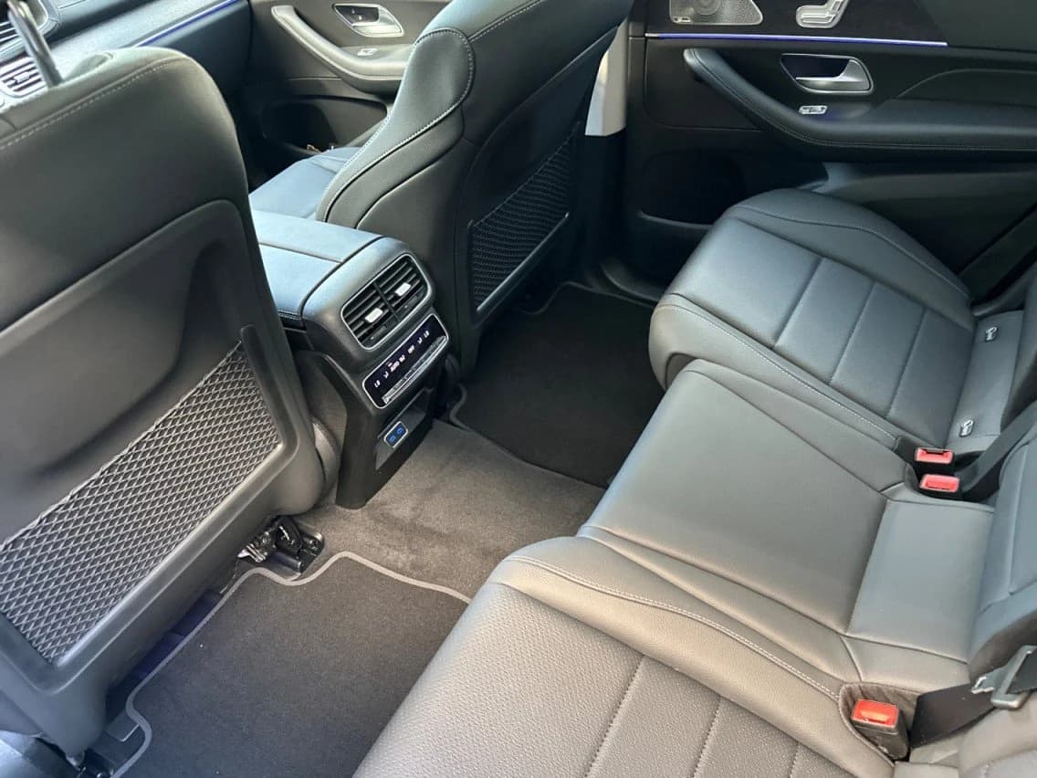 Mercedes-Benz GLS GLS 450 4MATIC SUV 2026 — side view