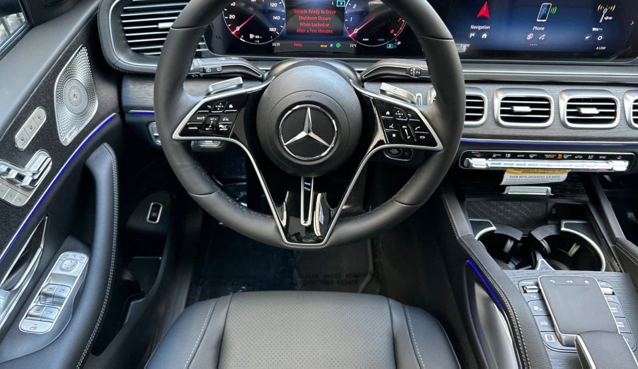 Mercedes-Benz GLS GLS 450 4MATIC SUV 2026 — side view