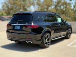 Mercedes-Benz GLS GLS 450 4MATIC SUV 2026 — side view