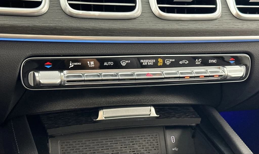 Mercedes-Benz GLS GLS 450 4MATIC SUV 2026 — side view
