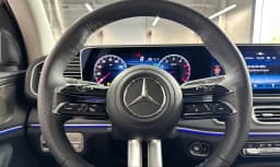 Mercedes-Benz GLS GLS 450 4MATIC SUV 2026 — side view