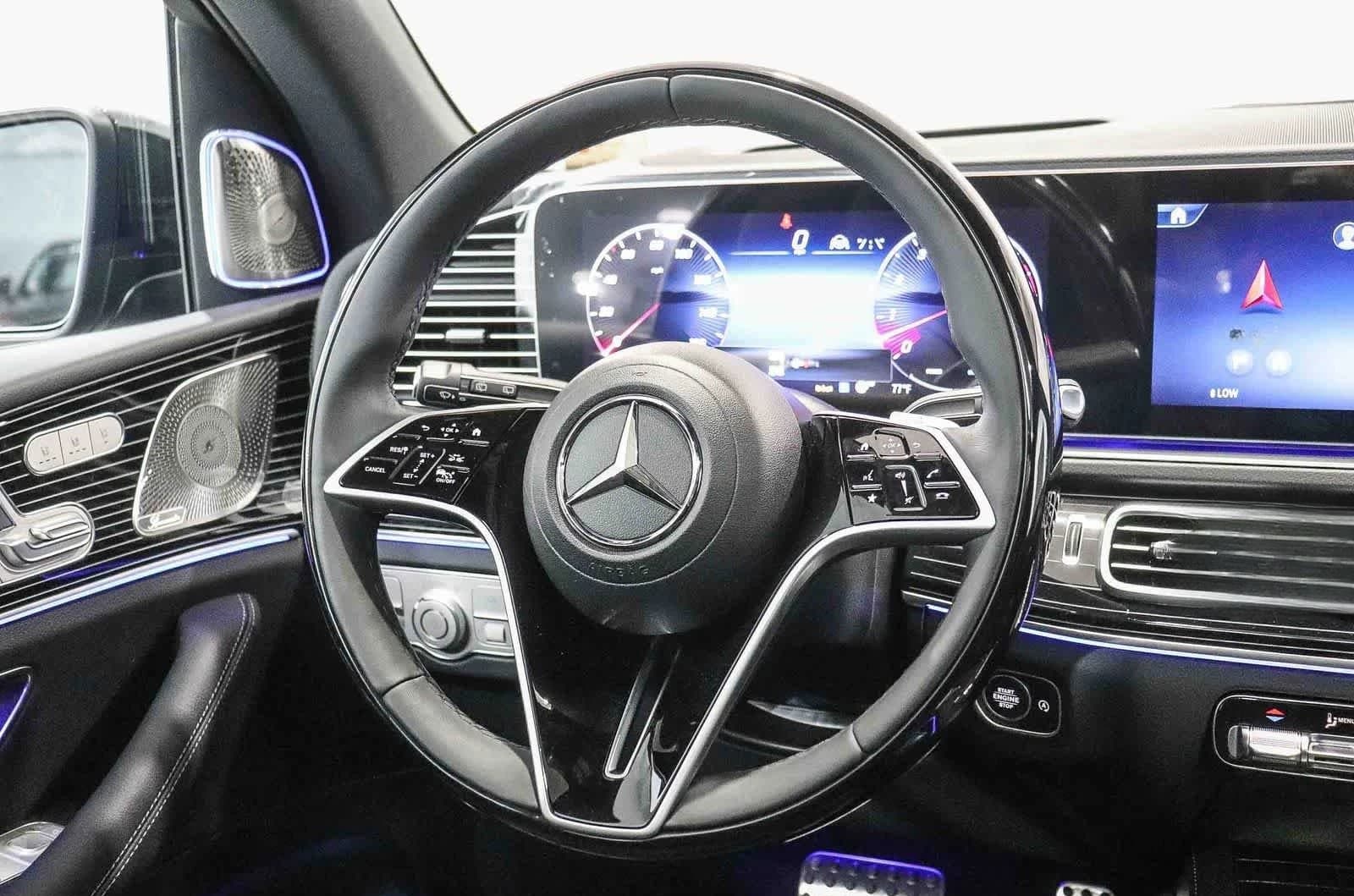 Mercedes-Benz GLS GLS 450 4MATIC SUV 2026 — side view