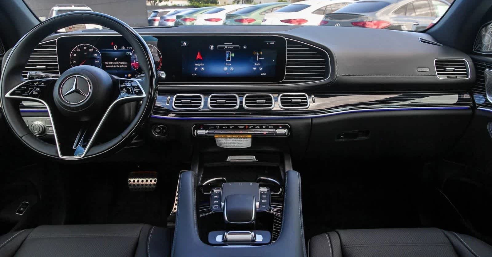 Mercedes-Benz GLS GLS 450 4MATIC SUV 2026 — side view