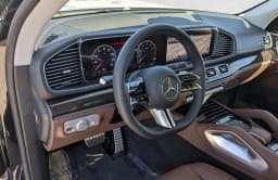 Mercedes-Benz GLS GLS 450 4MATIC SUV 2026 — side view