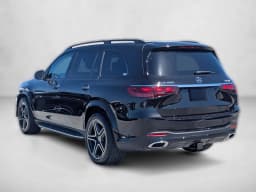 Mercedes-Benz GLS GLS 450 4MATIC SUV 2026 — side view