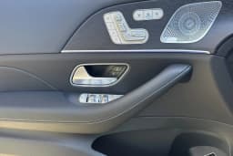 Mercedes-Benz GLS GLS 450 4MATIC SUV 2026 — side view