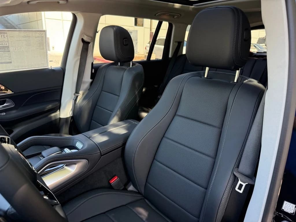 Mercedes-Benz GLS GLS 450 4MATIC SUV 2026 — side view