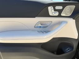 Mercedes-Benz GLS GLS 450 4MATIC SUV 2026 — side view