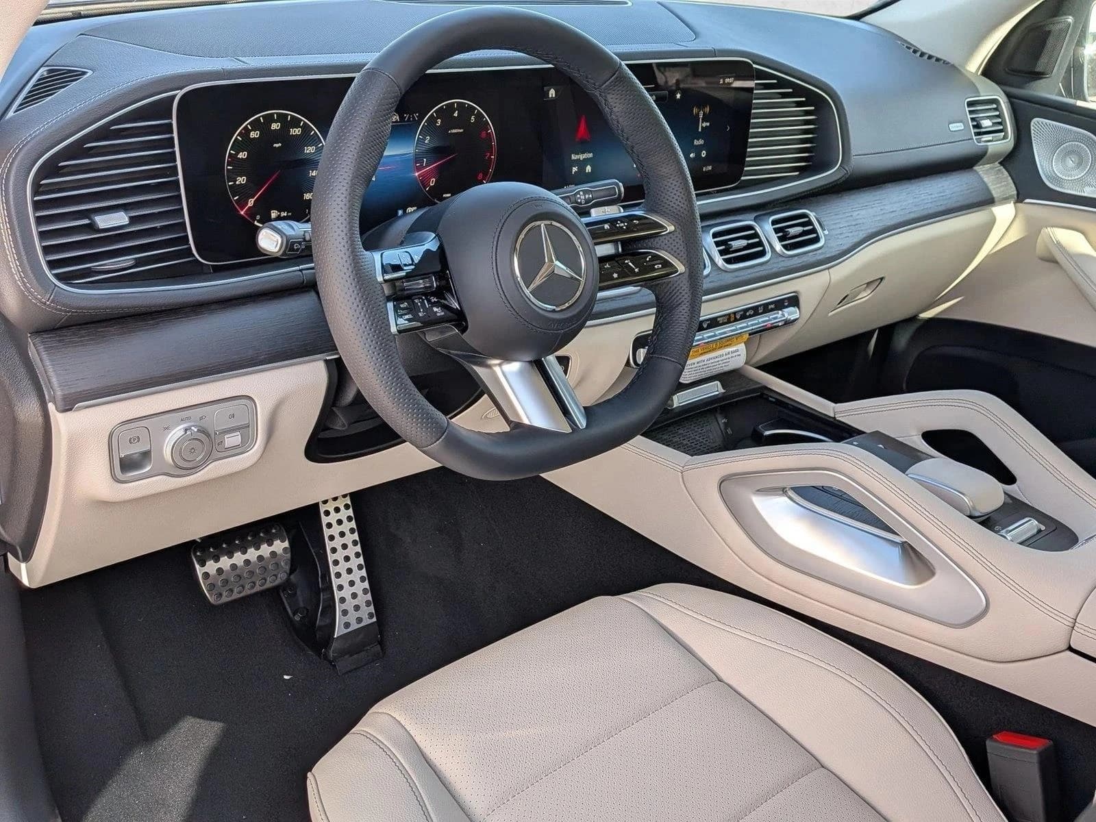 Mercedes-Benz GLS GLS 450 4MATIC SUV 2026 — side view