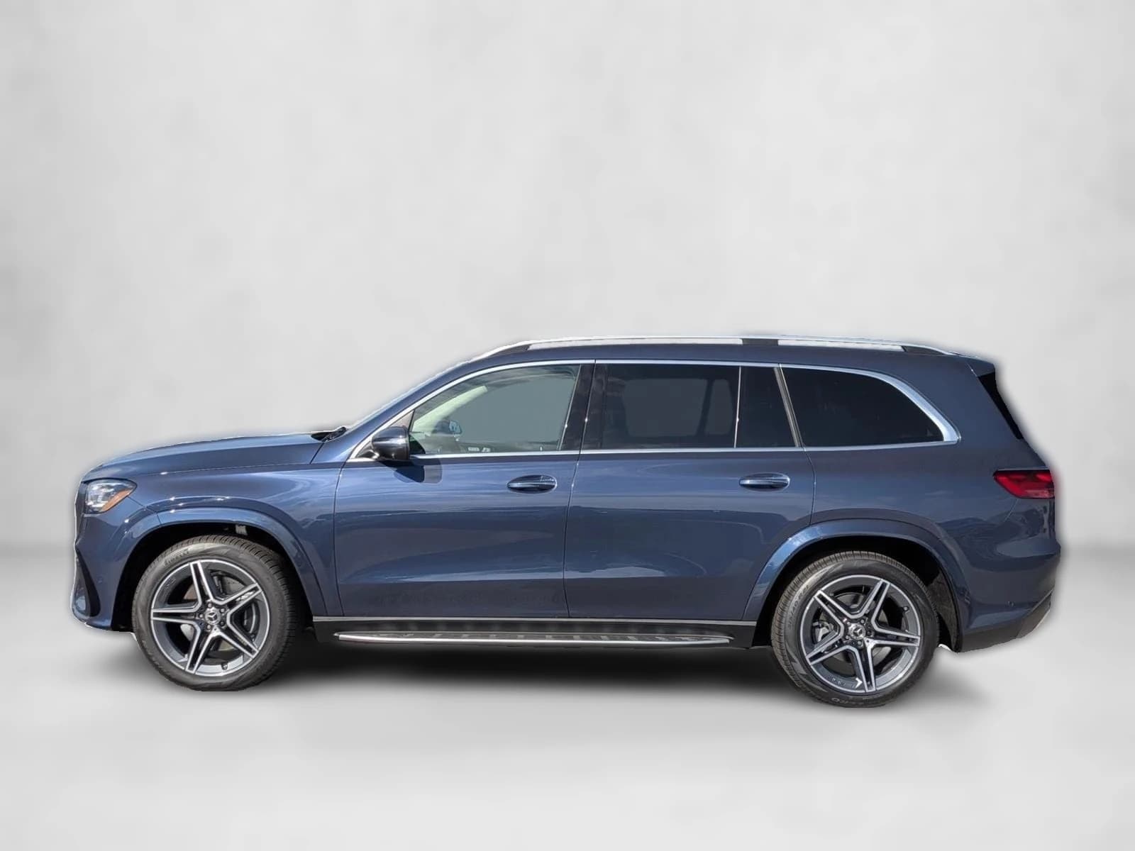Mercedes-Benz GLS GLS 450 4MATIC SUV 2026 — side view