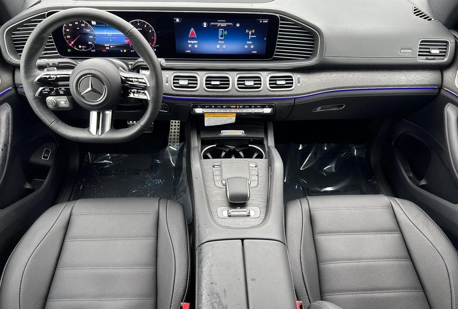 Mercedes-Benz GLS GLS 580 4MATIC SUV 2026 — side view
