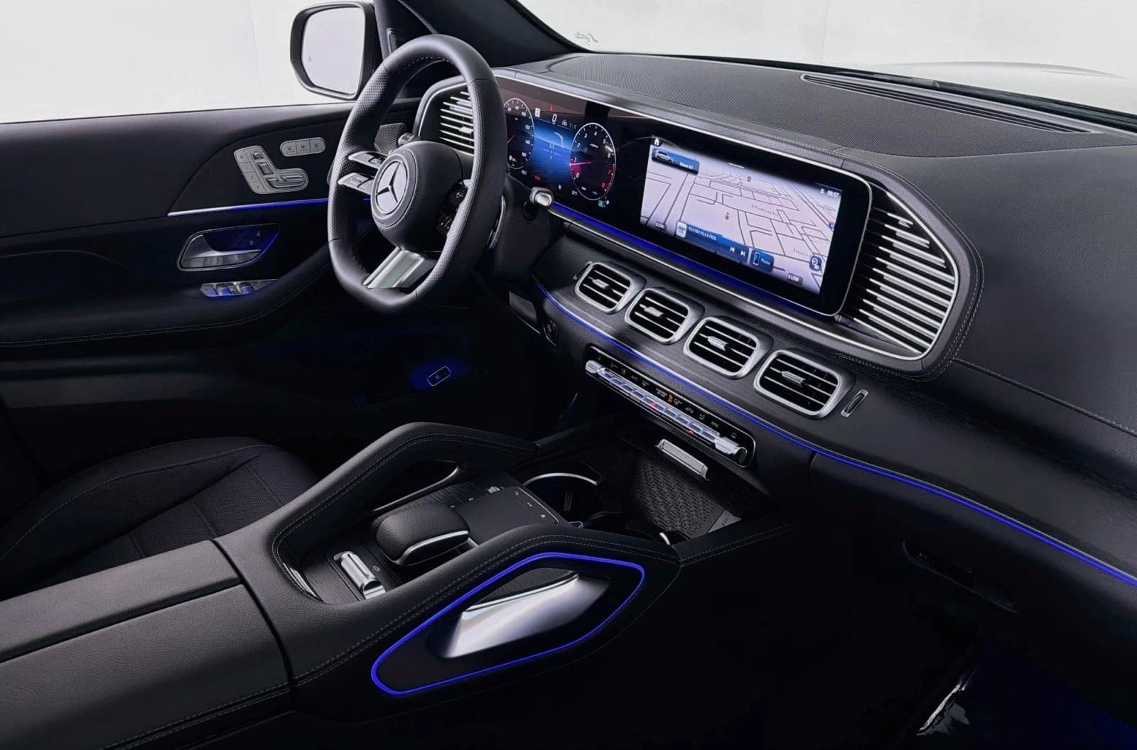 Mercedes-Benz GLS GLS 580 4MATIC SUV 2026 — side view