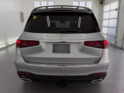 Mercedes-Benz GLS GLS 580 4MATIC SUV 2026 — side view