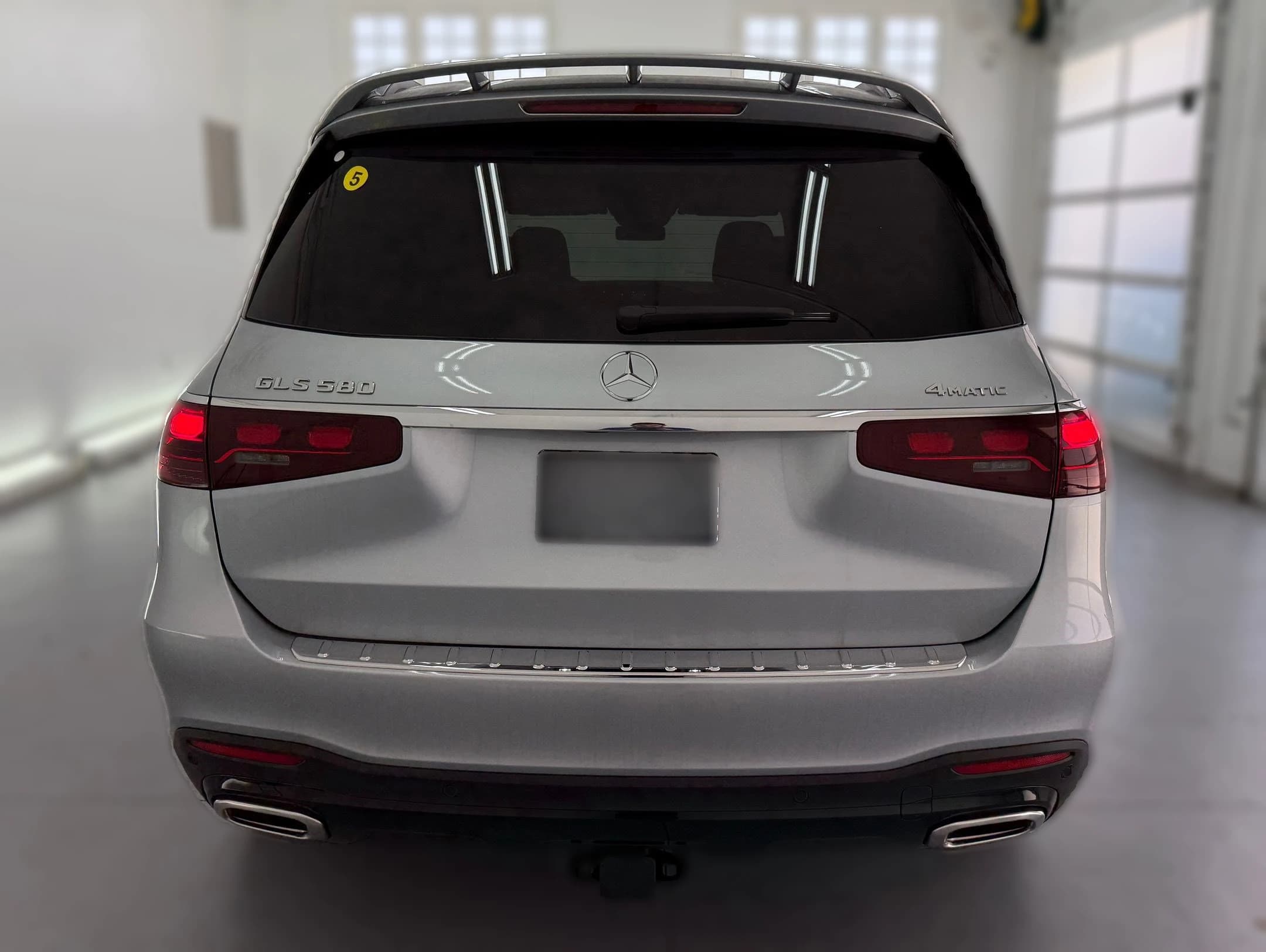 Mercedes-Benz GLS GLS 580 4MATIC SUV 2026 — side view