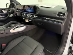 Mercedes-Benz GLS GLS 580 4MATIC SUV 2026 — side view
