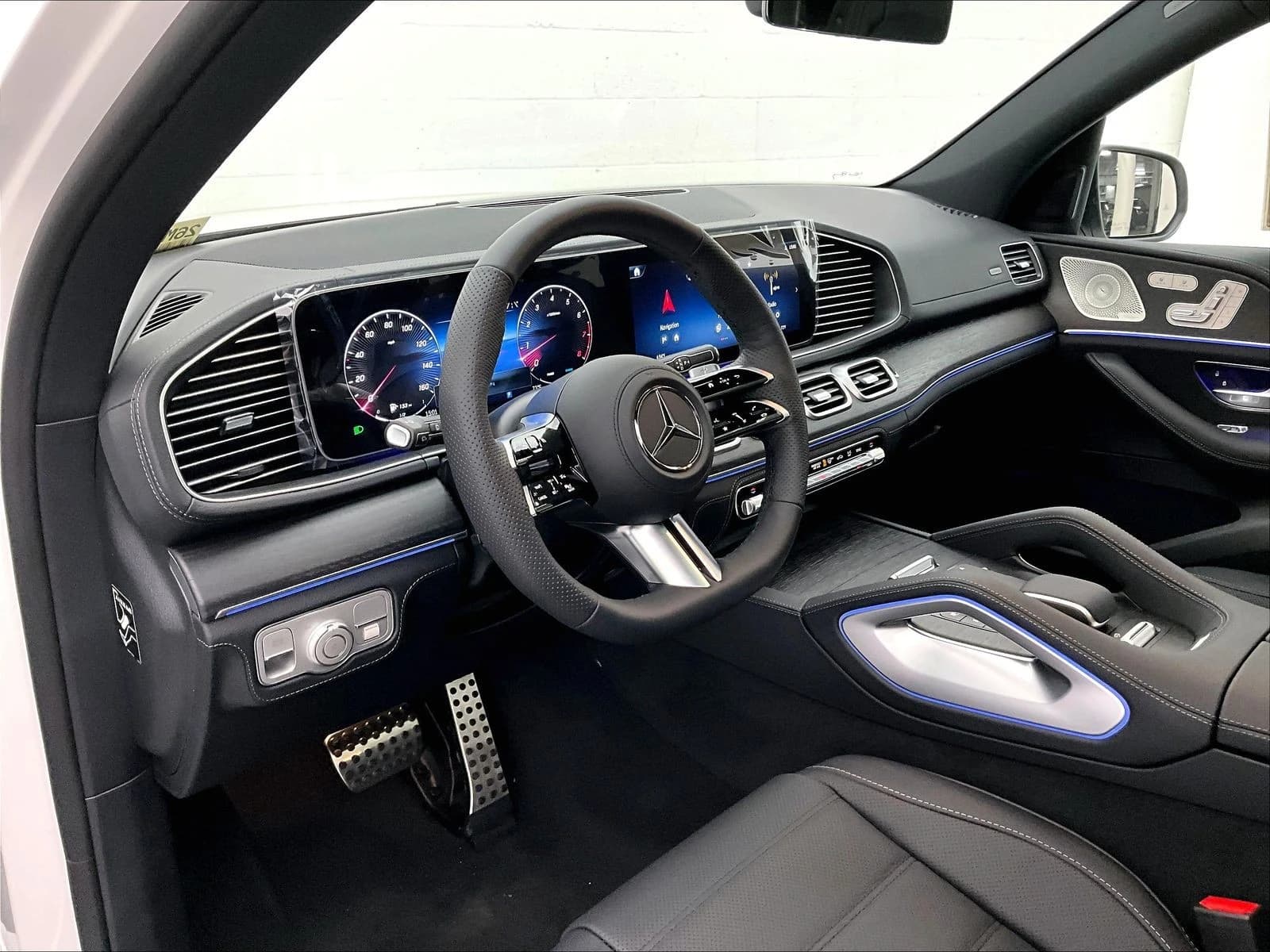 Mercedes-Benz GLS GLS 580 4MATIC SUV 2026 — side view