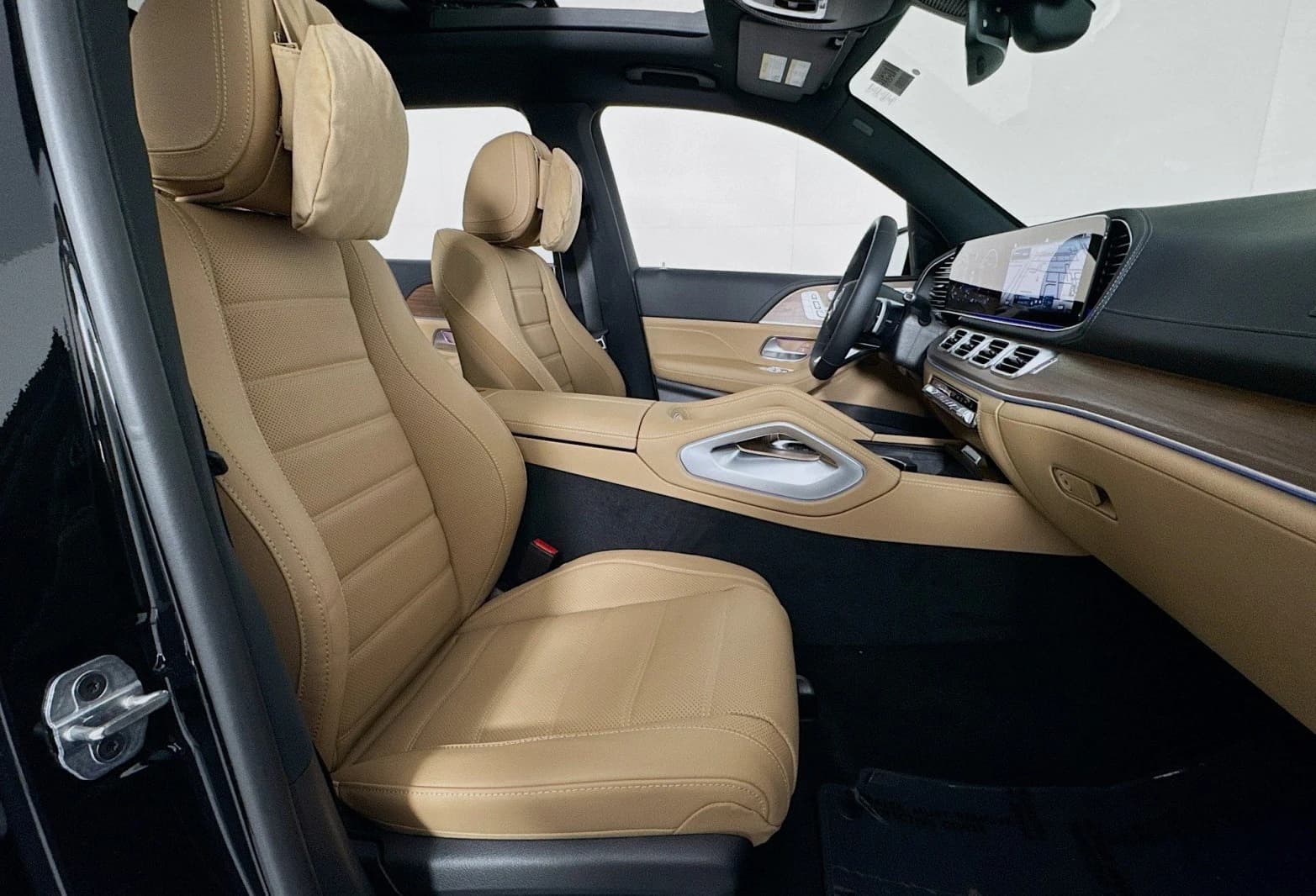 Mercedes-Benz GLS GLS 580 4MATIC SUV 2026 — side view