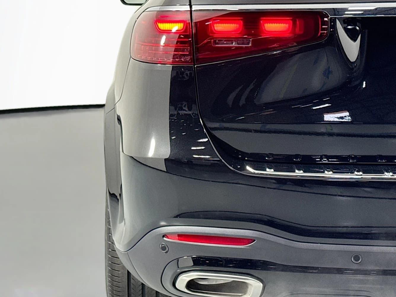 Mercedes-Benz GLS GLS 580 4MATIC SUV 2026 — side view