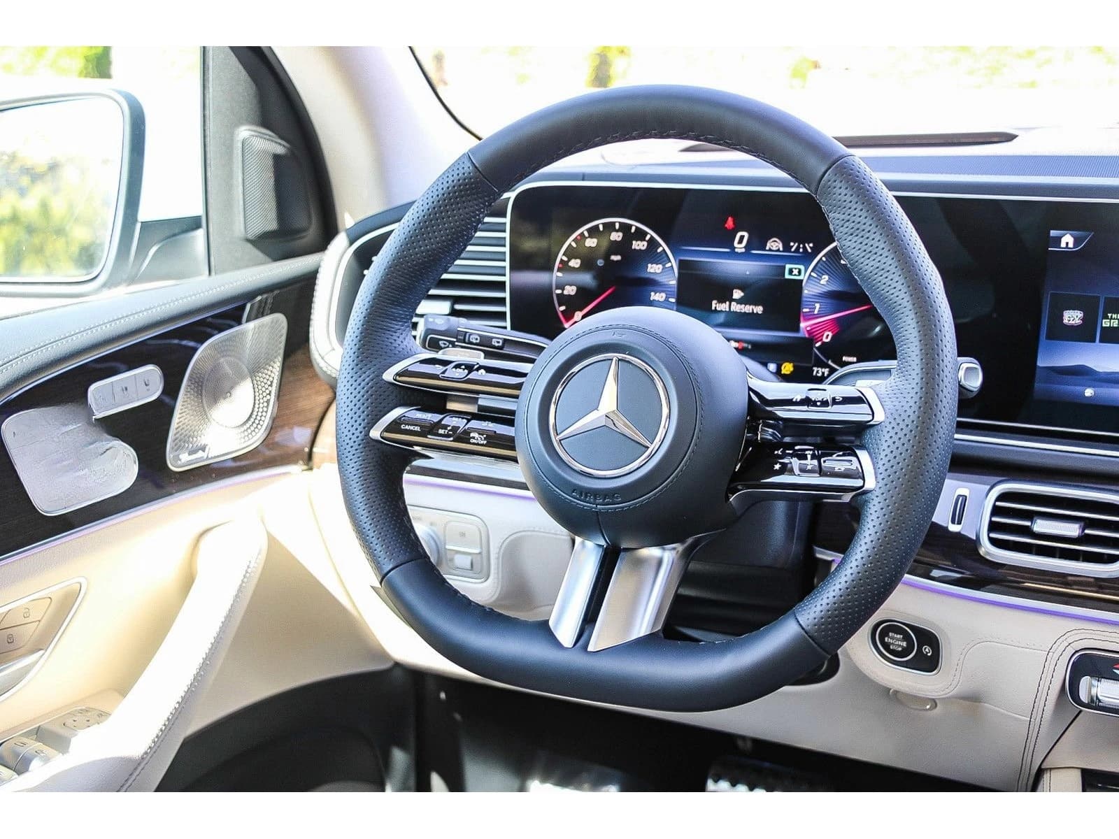 Mercedes-Benz GLS GLS 580 4MATIC SUV 2026 — side view