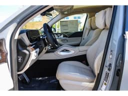 Mercedes-Benz GLS GLS 580 4MATIC SUV 2026 — side view