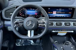 Mercedes-Benz GLS GLS 580 4MATIC SUV 2026 — side view