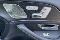 Mercedes-Benz GLS GLS 580 4MATIC SUV 2026 — side view