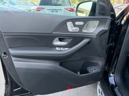 Mercedes-Benz GLS GLS 580 4MATIC SUV 2026 — side view