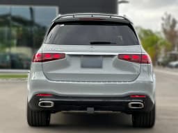 Mercedes-Benz GLS GLS 580 4MATIC SUV 2026 — side view