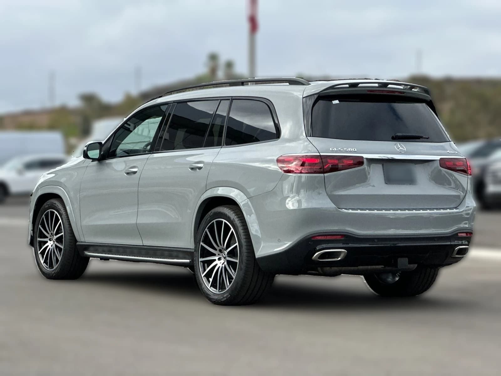 Mercedes-Benz GLS GLS 580 4MATIC SUV 2026 — side view