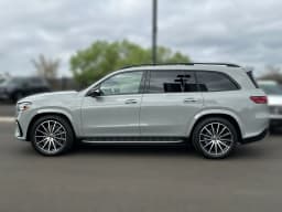 Mercedes-Benz GLS GLS 580 4MATIC SUV 2026 — side view