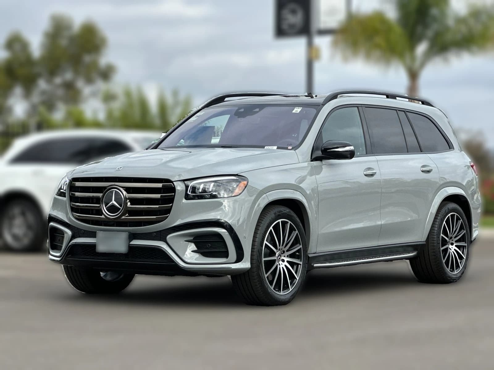 Mercedes-Benz GLS GLS 580 4MATIC SUV 2026 — side view