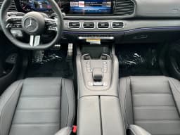 Mercedes-Benz GLS GLS 580 4MATIC SUV 2026 — side view
