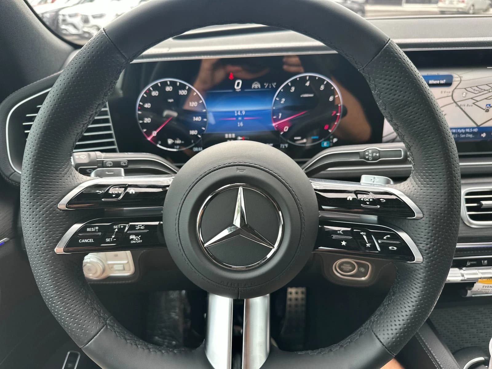 Mercedes-Benz GLS GLS 580 4MATIC SUV 2026 — side view