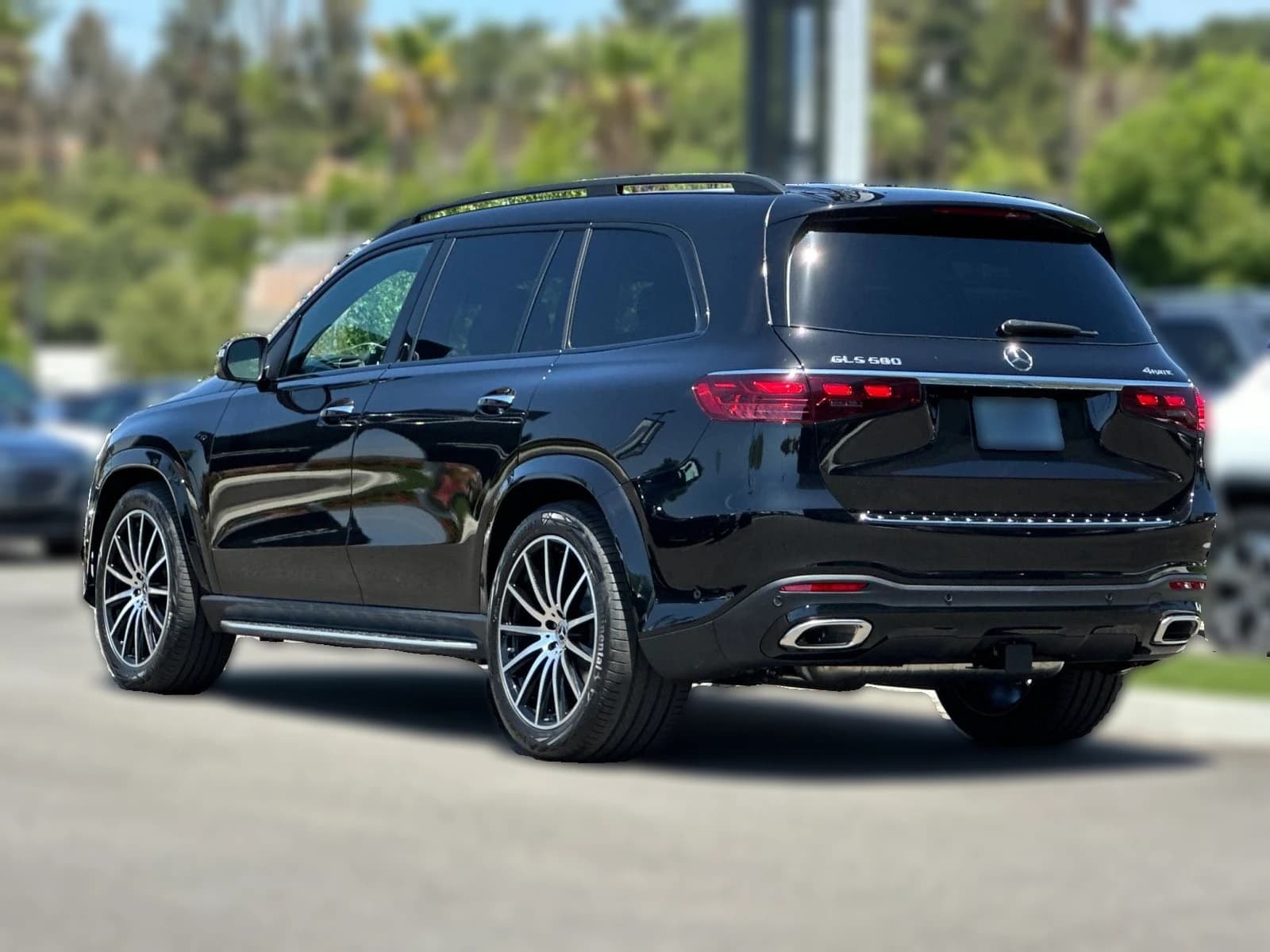 Mercedes-Benz GLS GLS 580 4MATIC SUV 2026 — side view