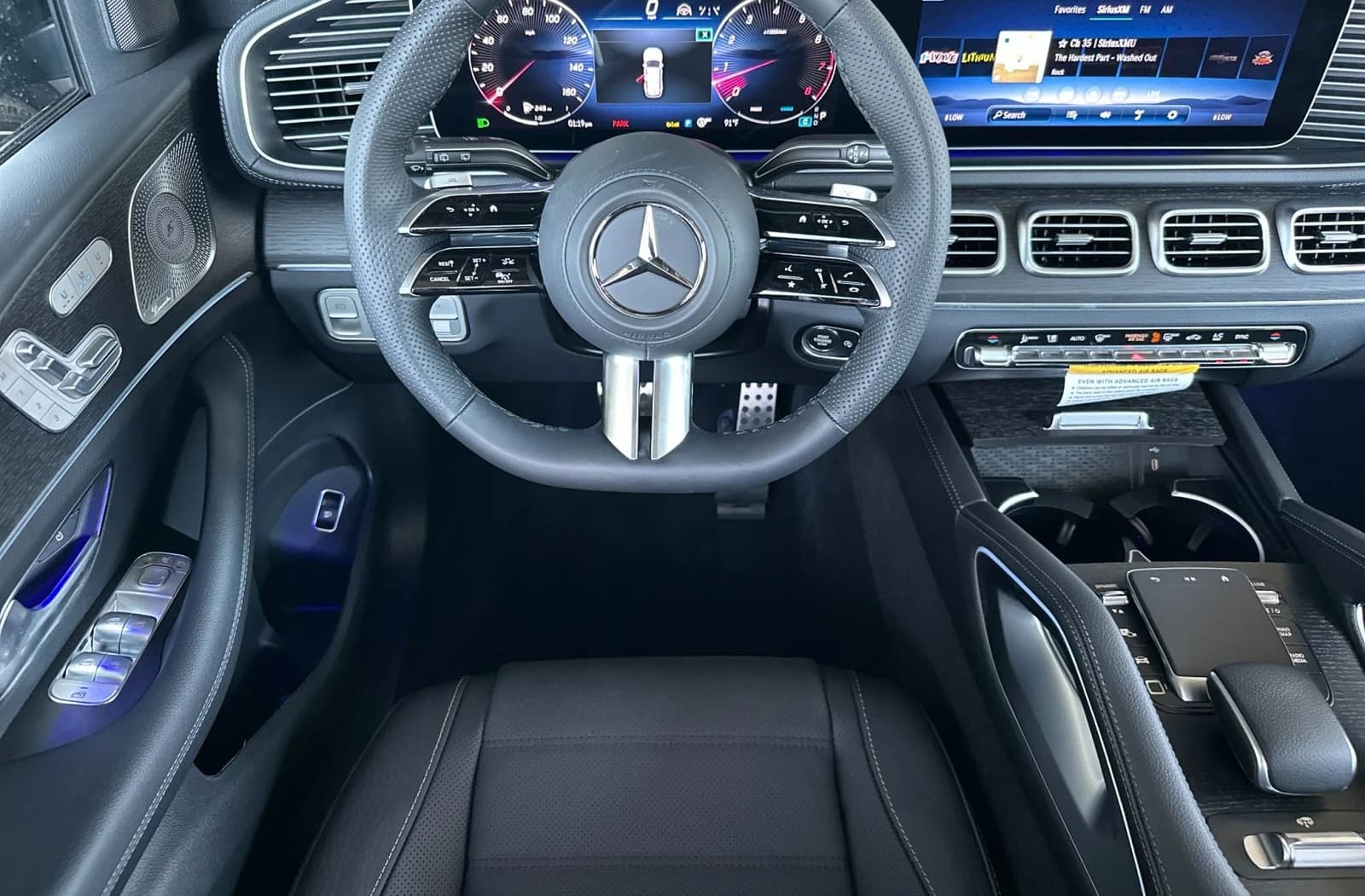 Mercedes-Benz GLS GLS 580 4MATIC SUV 2026 — side view