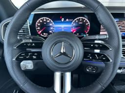 Mercedes-Benz GLS GLS 580 4MATIC SUV 2026 — side view