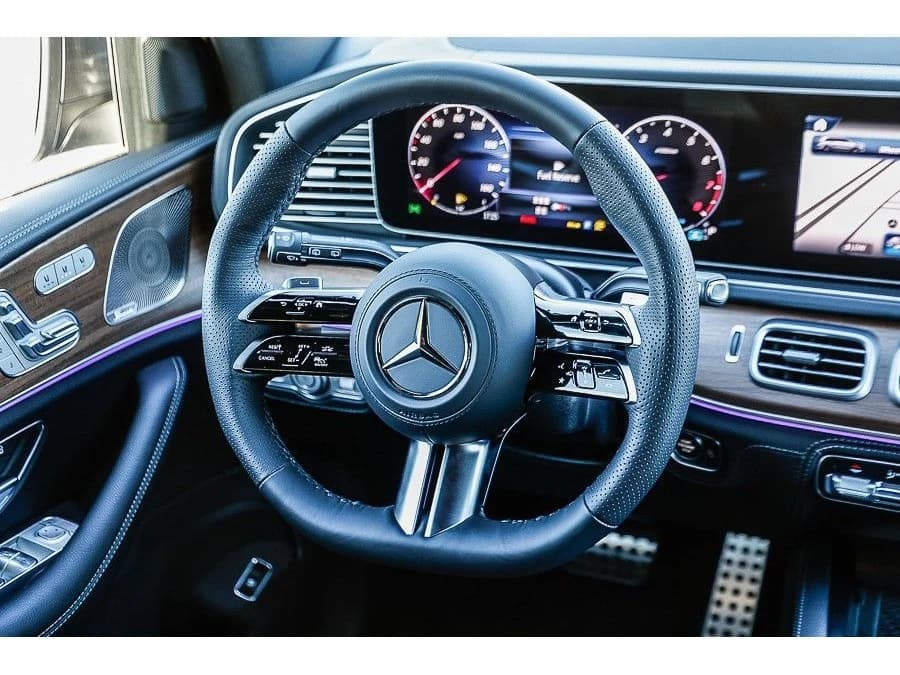 Mercedes-Benz GLS GLS 580 4MATIC SUV 2026 — side view