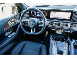 Mercedes-Benz GLS GLS 580 4MATIC SUV 2026 — side view