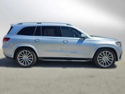 Mercedes-Benz GLS GLS 580 4MATIC SUV 2026 — side view