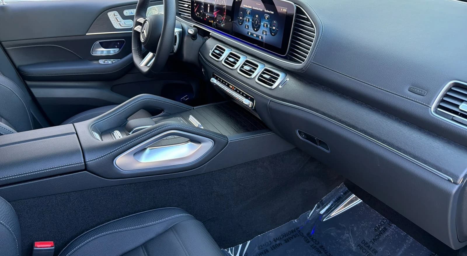 Mercedes-Benz GLS GLS 580 4MATIC SUV 2026 — side view