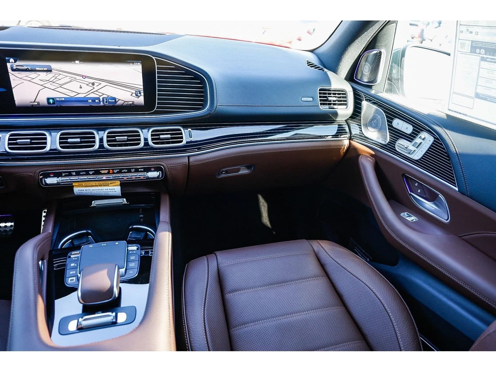 Mercedes-Benz GLS GLS 580 4MATIC SUV 2026 — side view