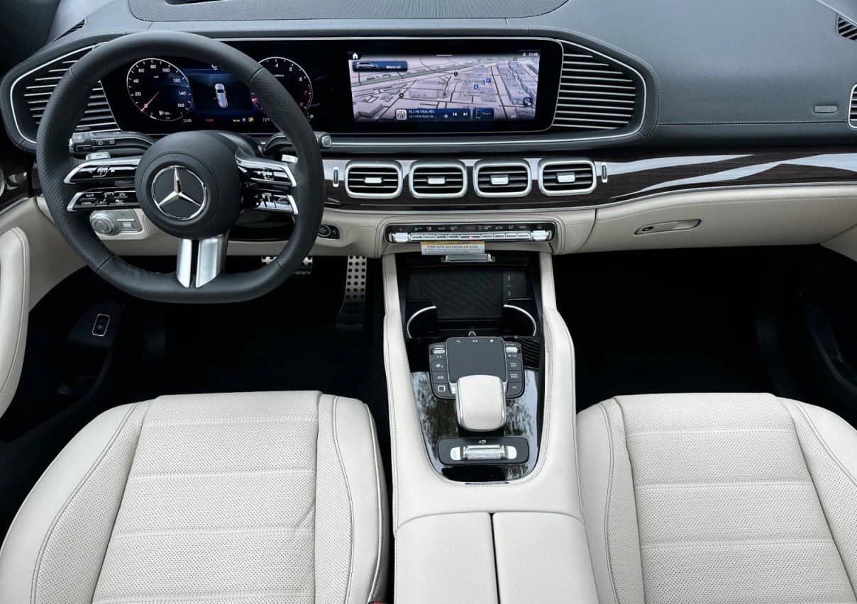 Mercedes-Benz GLS GLS 580 4MATIC SUV 2026 — side view
