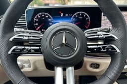 Mercedes-Benz GLS GLS 580 4MATIC SUV 2026 — side view