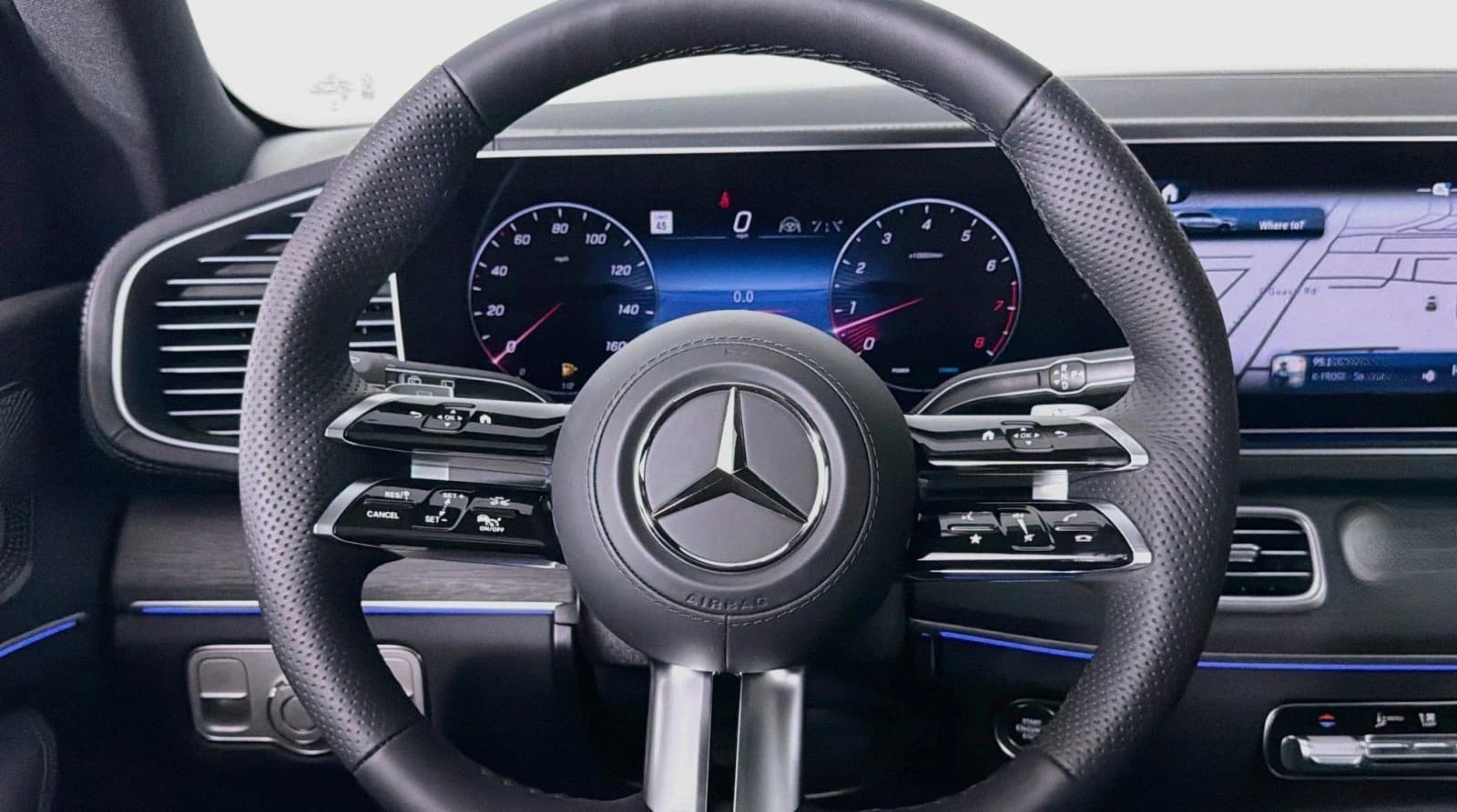 Mercedes-Benz GLS GLS 580 4MATIC SUV 2026 — side view