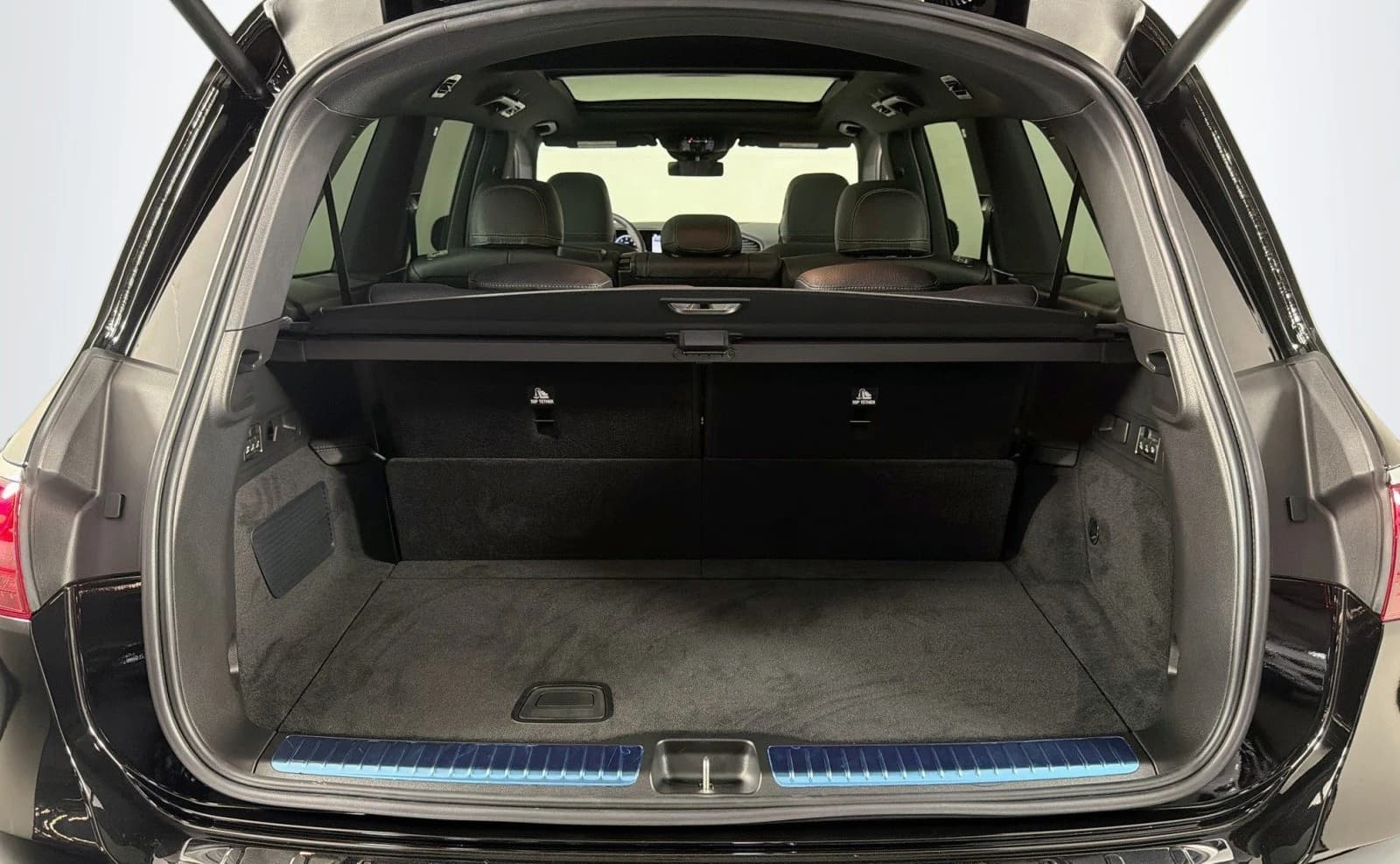 Mercedes-Benz GLS GLS 580 4MATIC SUV 2026 — side view