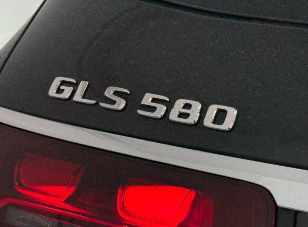 Mercedes-Benz GLS GLS 580 4MATIC SUV 2026 — side view