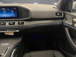 Mercedes-Benz GLS GLS 580 4MATIC SUV 2026 — side view
